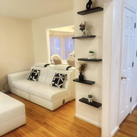 Special Rate Worthy Posh And Magnificent 4 Bedrooms And Two & Half Bath Greenbelt Buitenkant foto