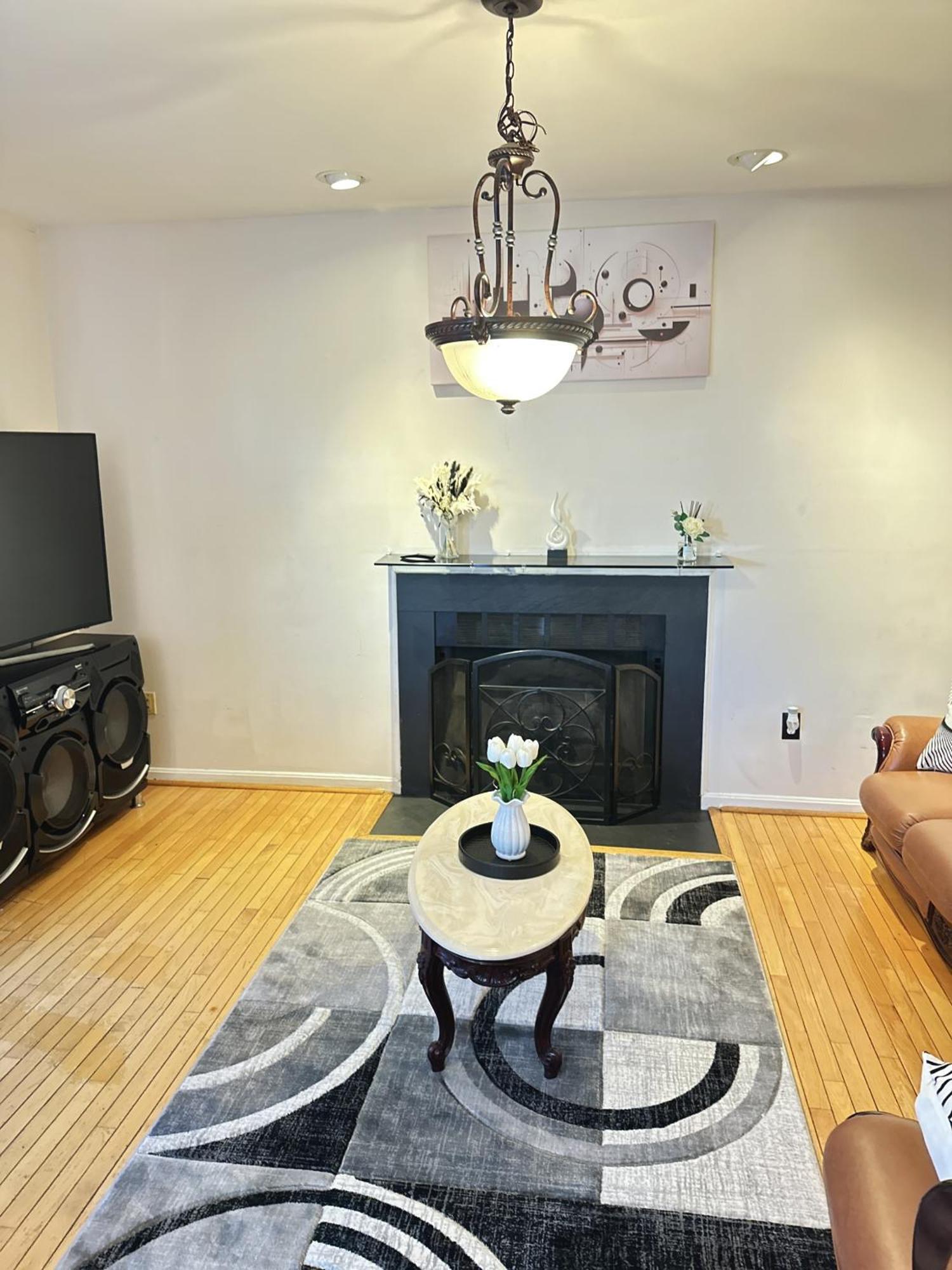 Special Rate Worthy Posh And Magnificent 4 Bedrooms And Two & Half Bath Greenbelt Buitenkant foto
